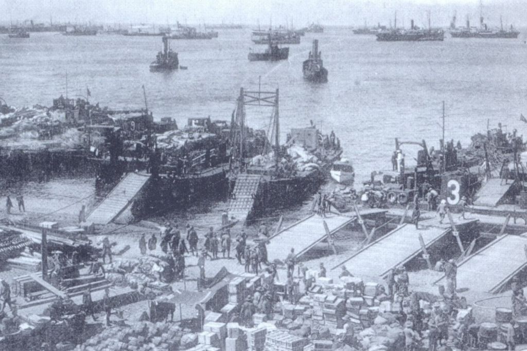 En el desembarco de Alhucemas fue muy importante la aviación concentrada en el norte de África, bombarderos e hidroaviones