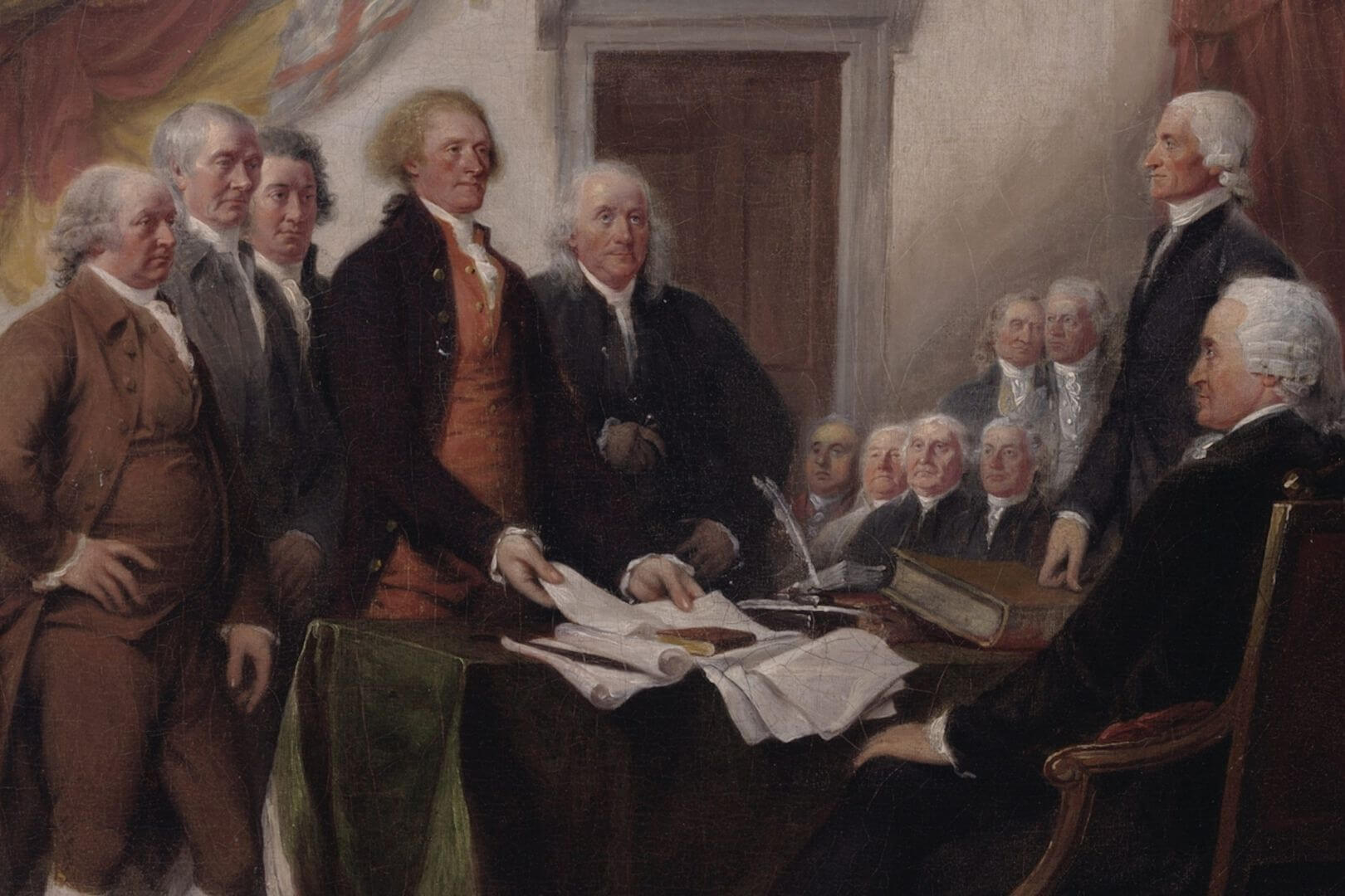 La decisión de declarar la independencia fue el resultado de años de tensiones entre las colonias y la Corona británica, agravadas tras la Guerra de los Siete Años