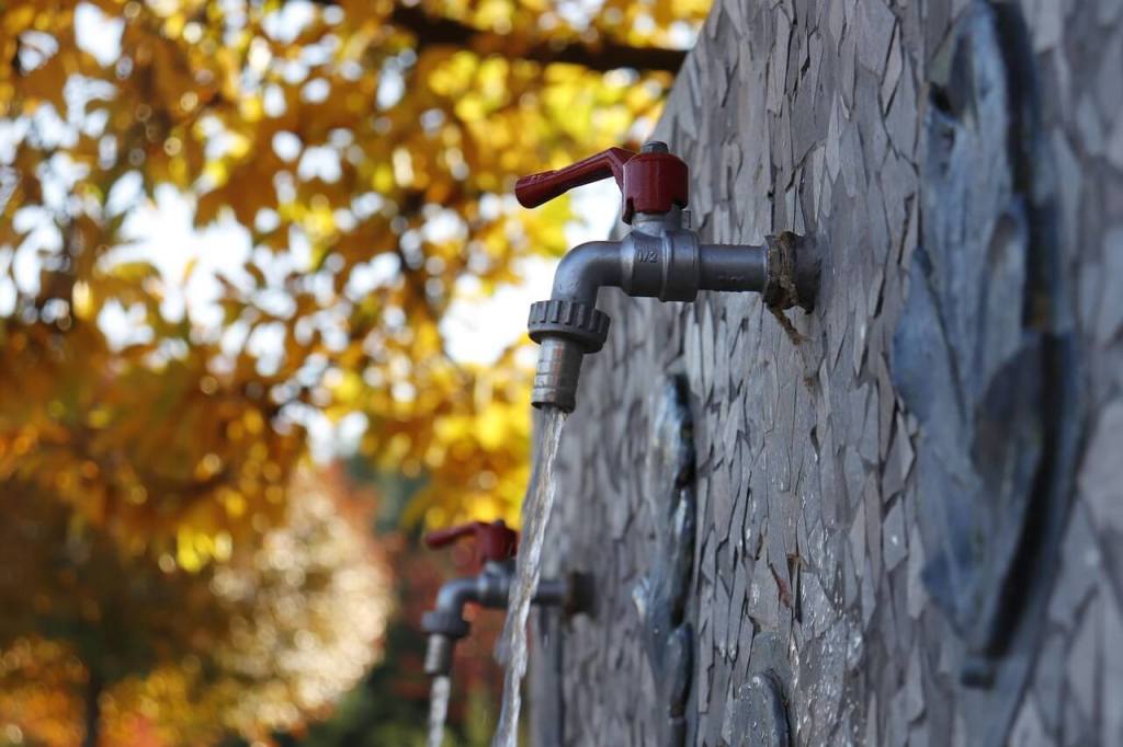 ¿Qué medidas son más efectivas para reducir el consumo de agua en nuestras ciudades? Combinando ingeniería y ciencias sociales 2