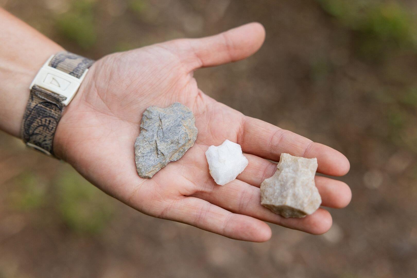 Hallan en las montañas de Carolina del Norte un yacimiento indígena de 8.000 años con herramientas y cerámica