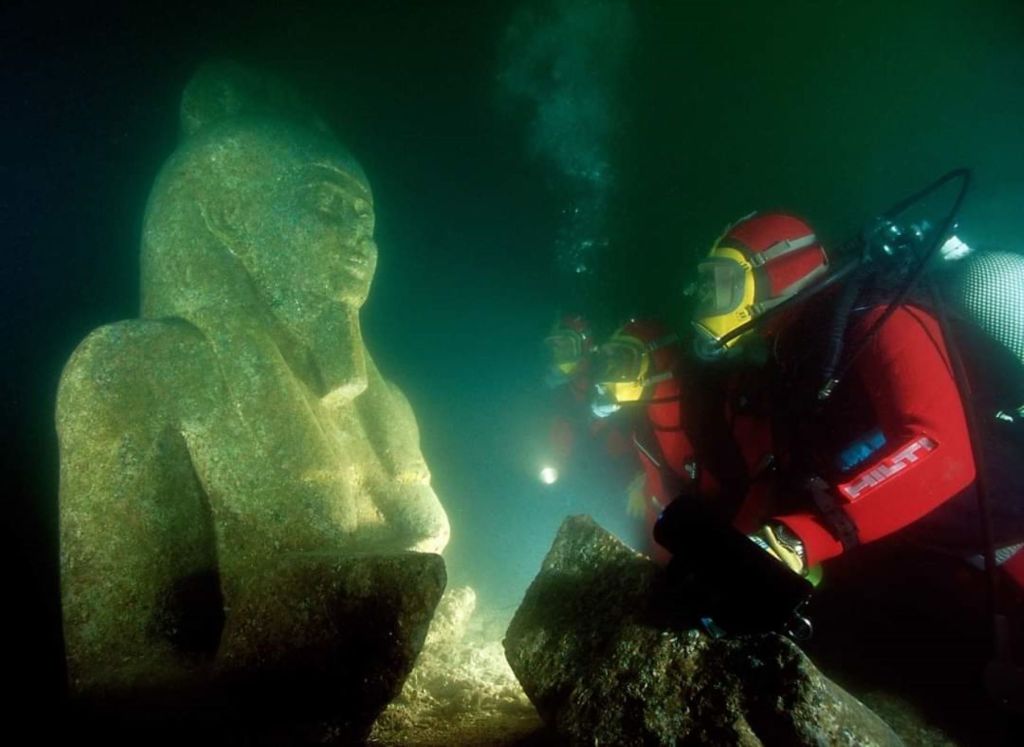 Estatua egipcia