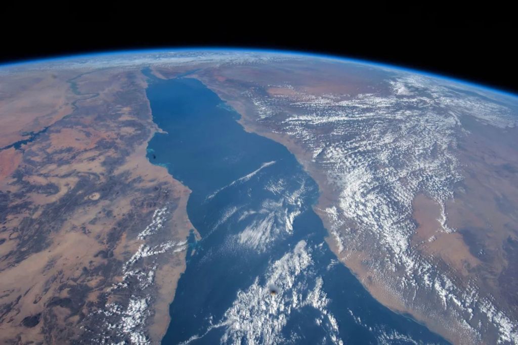 El mar Rojo visto desde el espacio en 2016, captado por un astronauta a bordo de la Estación Espacial Internacional