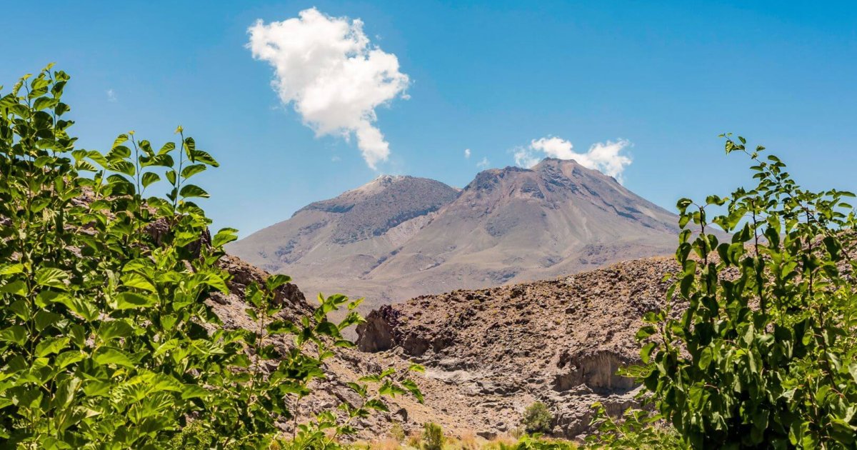 Detectan un misterioso abombamiento en un volcán iraní que se creía extinto desde hace 700.000 años: podría estar despertando de su largo letargo